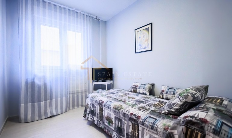 Herverkoop - Appartement / Flat -
Torrevieja* - Paseo maritimo