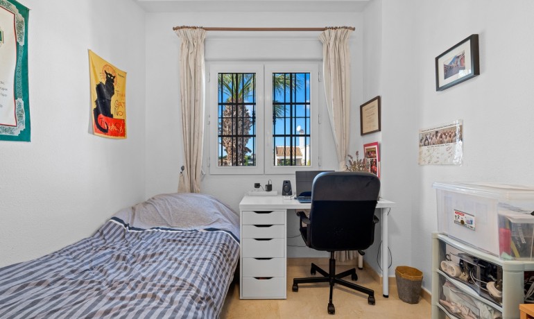 Herverkoop - Huis -
Orihuela Costa* - Los Dolses