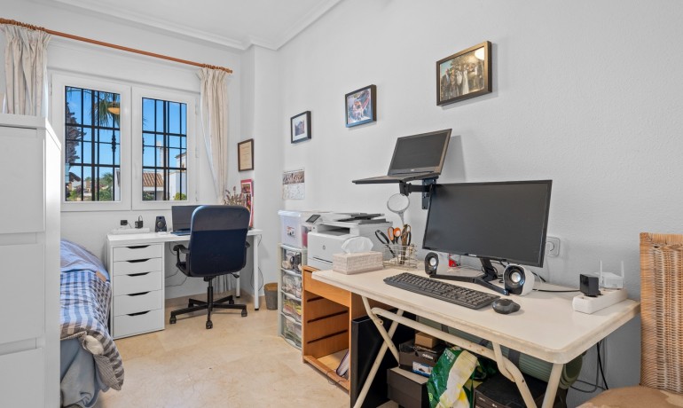 Herverkoop - Huis -
Orihuela Costa* - Los Dolses