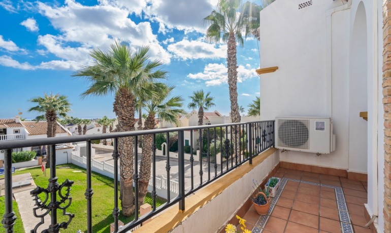 Herverkoop - Huis -
Orihuela Costa* - Los Dolses