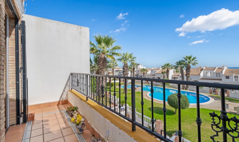 Herverkoop - Huis -
Orihuela Costa* - Los Dolses