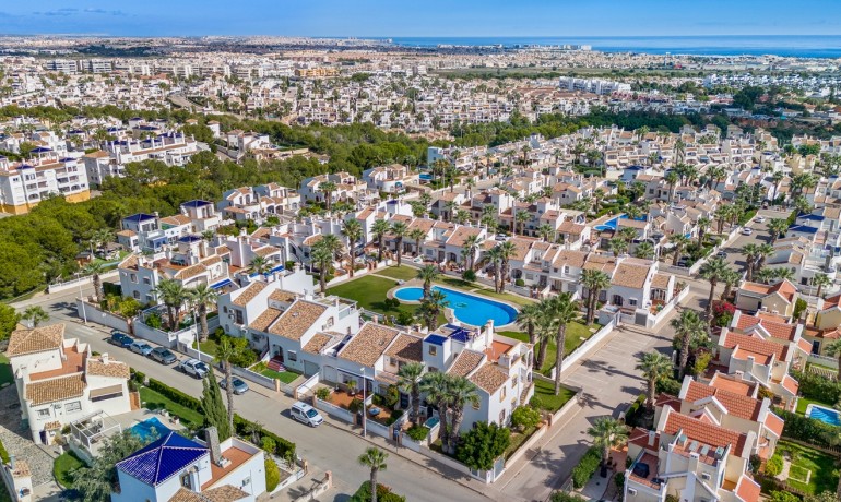 Herverkoop - Huis -
Orihuela Costa* - Los Dolses