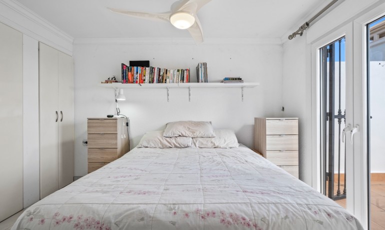 Herverkoop - Huis -
Orihuela Costa* - Los Dolses