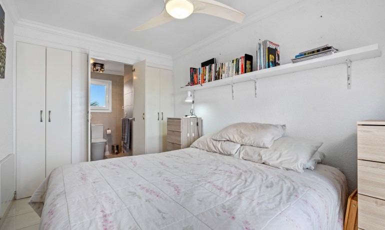 Herverkoop - Huis -
Orihuela Costa* - Los Dolses