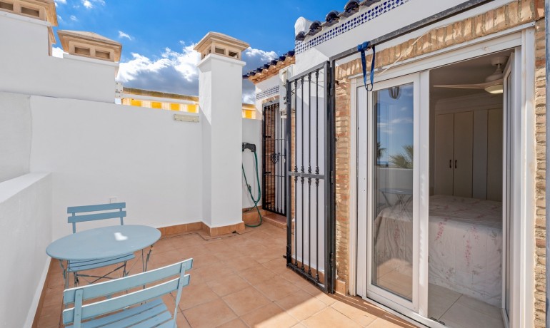 Herverkoop - Huis -
Orihuela Costa* - Los Dolses