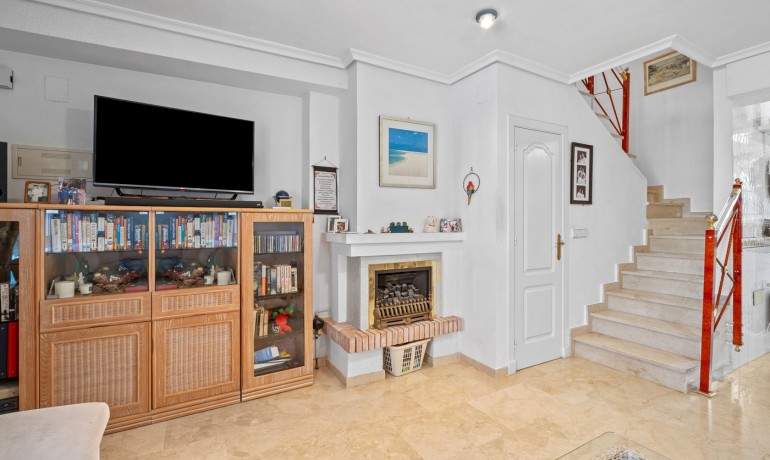 Herverkoop - Huis -
Orihuela Costa* - Los Dolses