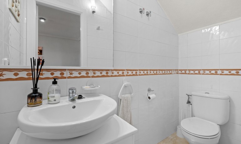 Herverkoop - Huis -
Orihuela Costa* - Los Dolses