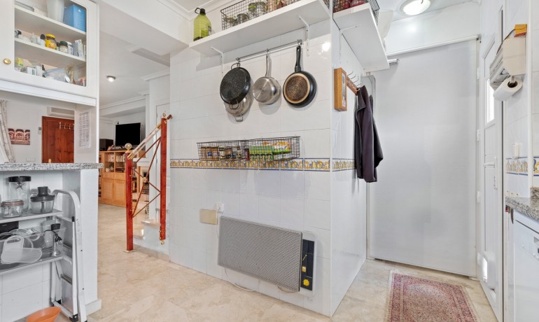 Herverkoop - Huis -
Orihuela Costa* - Los Dolses