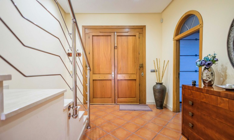 Revente - Villa -
San Isidro