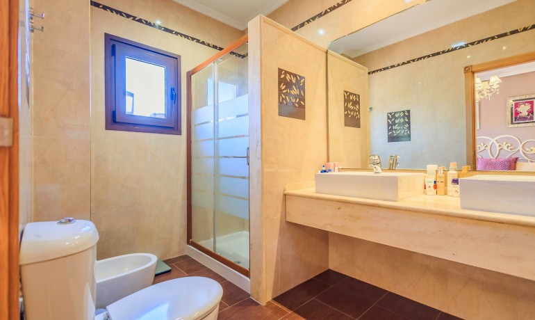 Revente - Villa -
San Isidro