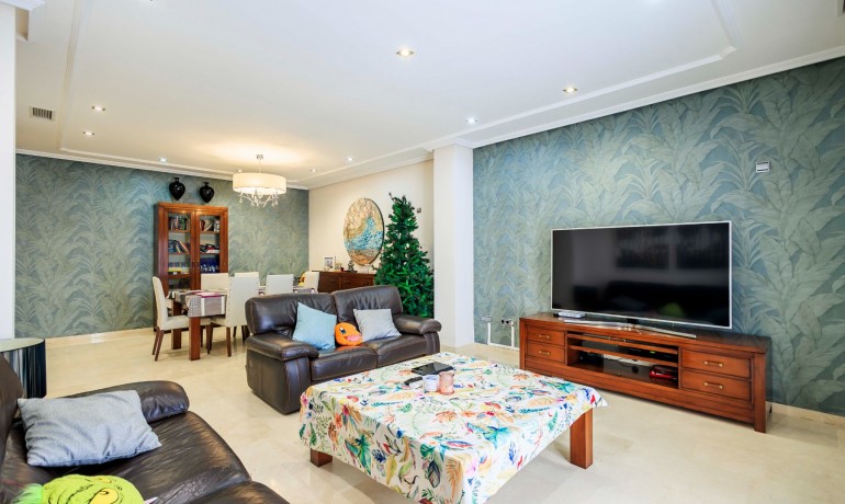 Revente - Villa -
San Isidro