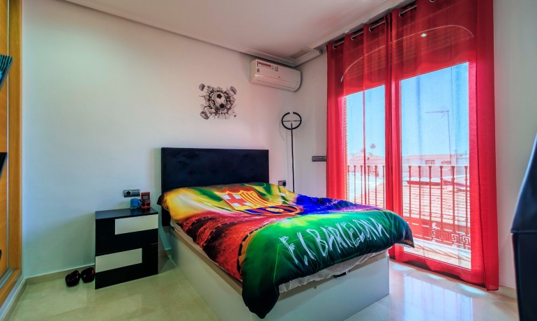 Revente - Villa -
San Isidro