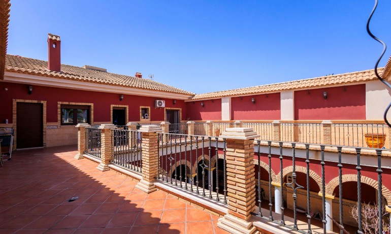 Revente - Villa -
San Isidro