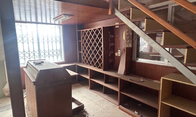 Venta - Comercial -
Jacarilla