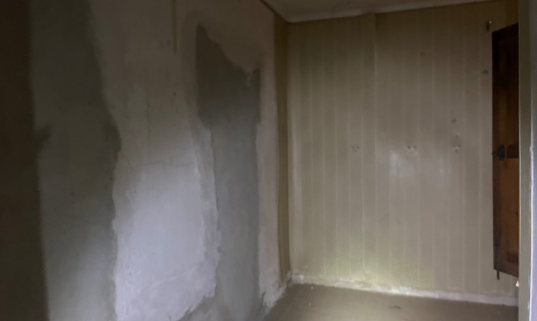 Venta - Comercial -
Jacarilla