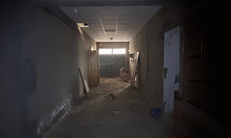 Venta - Comercial -
Jacarilla