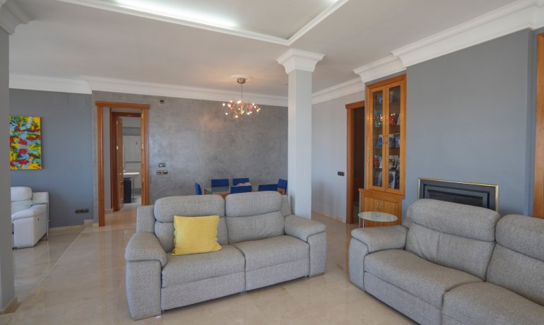 Sale - Apartment / Flat -
Benidorm