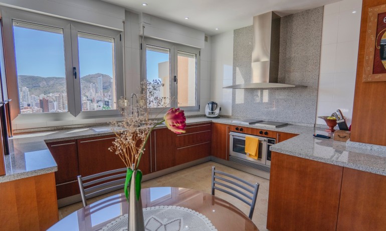 Sale - Apartment / Flat -
Benidorm