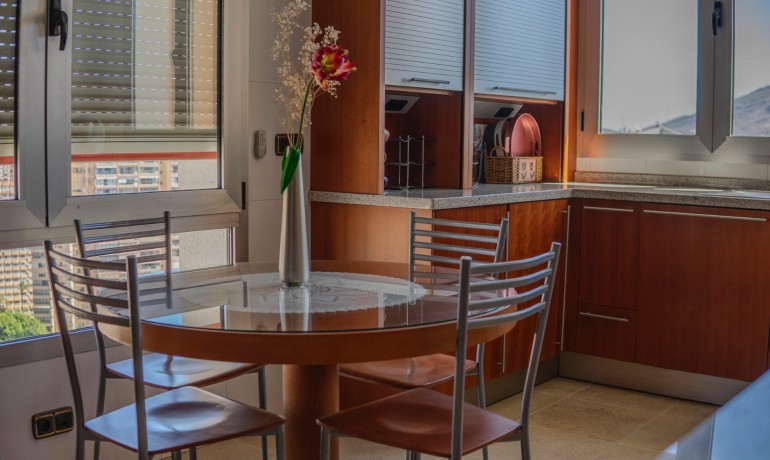 Sale - Apartment / Flat -
Benidorm