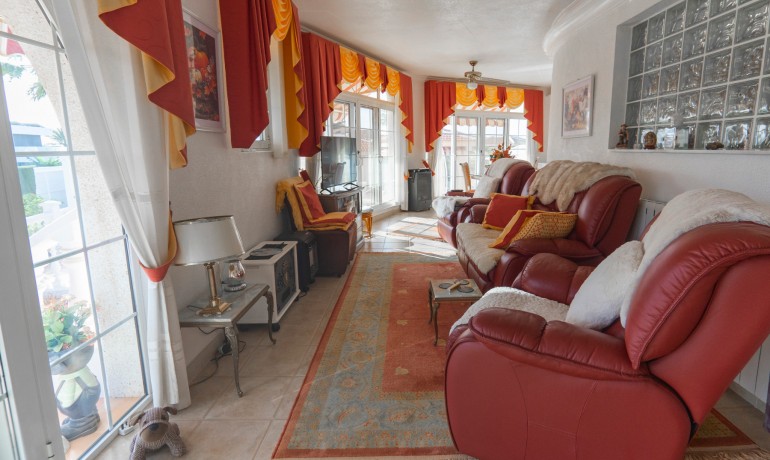 Herverkoop - Villa -
Cuidad Quesada* - Ciudad Quesada - Town