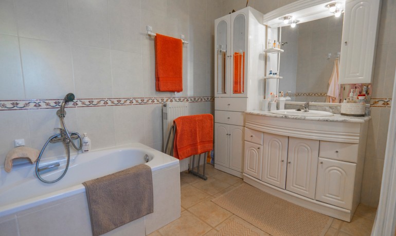 Herverkoop - Villa -
Cuidad Quesada* - Ciudad Quesada - Town