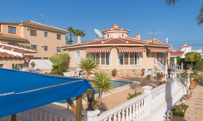 Herverkoop - Villa -
Cuidad Quesada* - Ciudad Quesada - Town