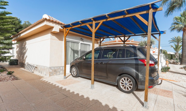 Herverkoop - Villa -
Cuidad Quesada* - Ciudad Quesada - Town