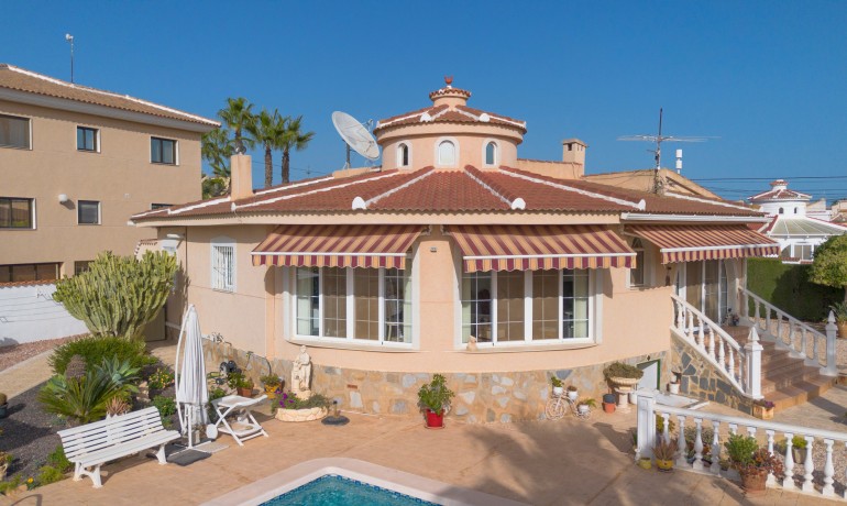 Herverkoop - Villa -
Cuidad Quesada* - Ciudad Quesada - Town