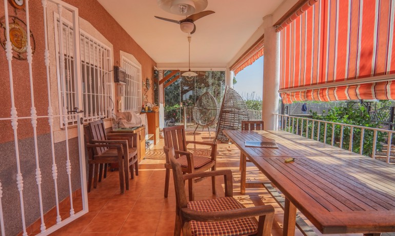 Herverkoop - Finca / Landgoed -
Orihuela* - San Bartolome