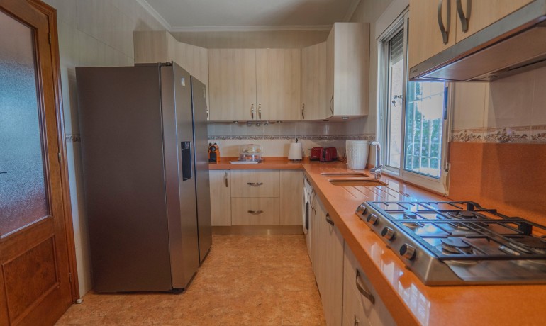 Herverkoop - Finca / Landgoed -
Orihuela* - San Bartolome