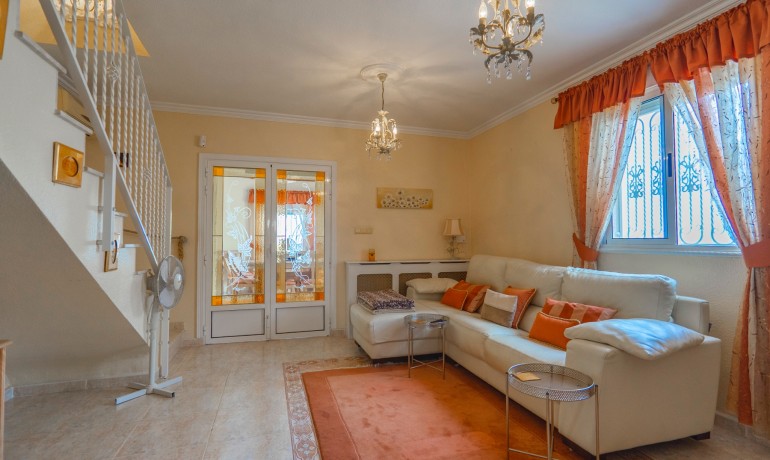 Venta - Villa -
Ciudad Quesada - Ciudad Quesada - Town