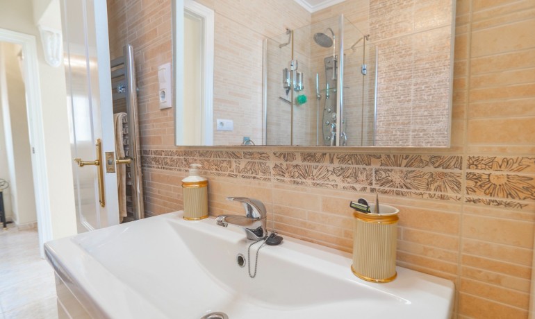 Venta - Villa -
Ciudad Quesada - Ciudad Quesada - Town