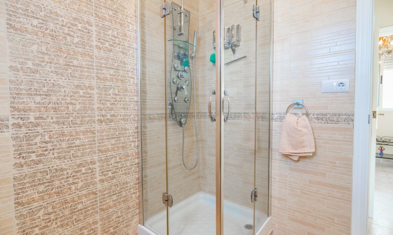 Venta - Villa -
Ciudad Quesada - Ciudad Quesada - Town