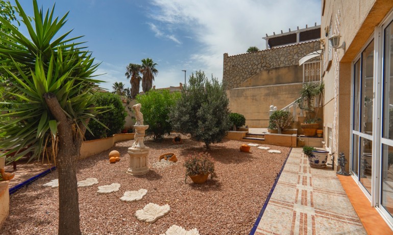 Venta - Villa -
Ciudad Quesada - Ciudad Quesada - Town