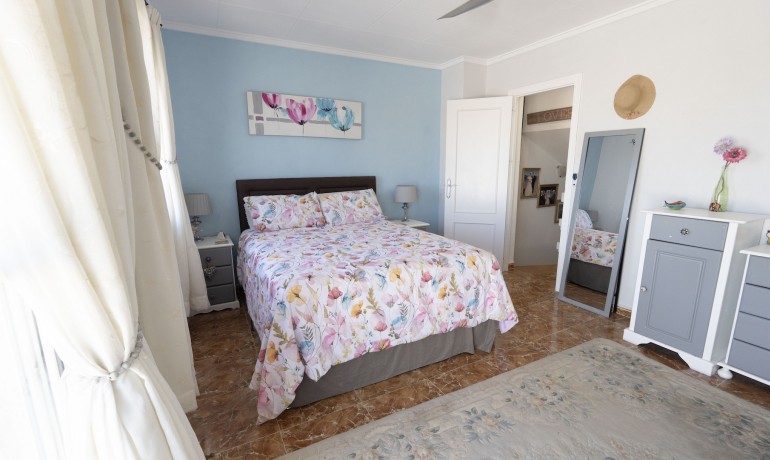 Herverkoop - Villa -
Torrevieja* - San Luis