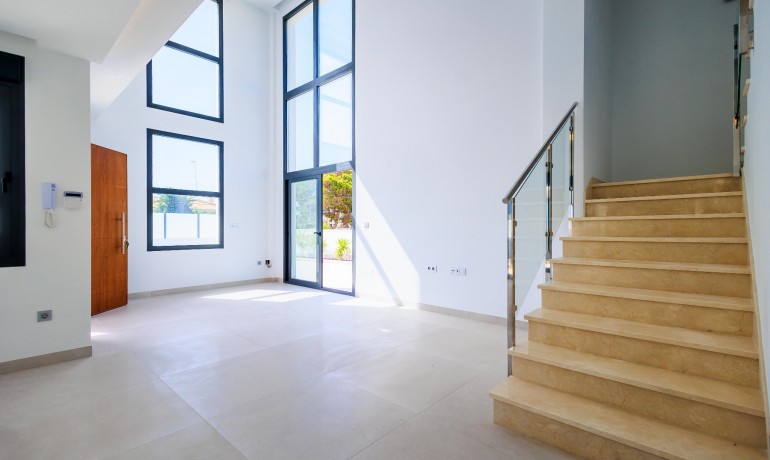 Herverkoop - Villa -
Torrevieja* - Los Balcones