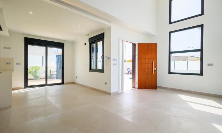 Herverkoop - Villa -
Torrevieja* - Los Balcones