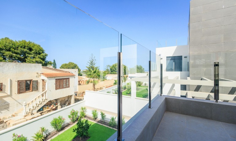 Herverkoop - Villa -
Torrevieja* - Los Balcones