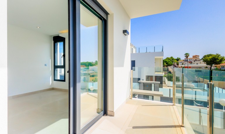 Herverkoop - Villa -
Torrevieja* - Los Balcones