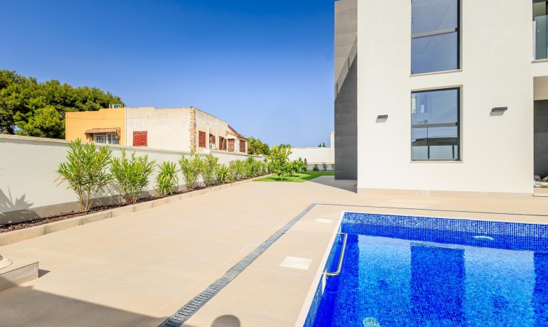 Herverkoop - Villa -
Torrevieja* - Los Balcones