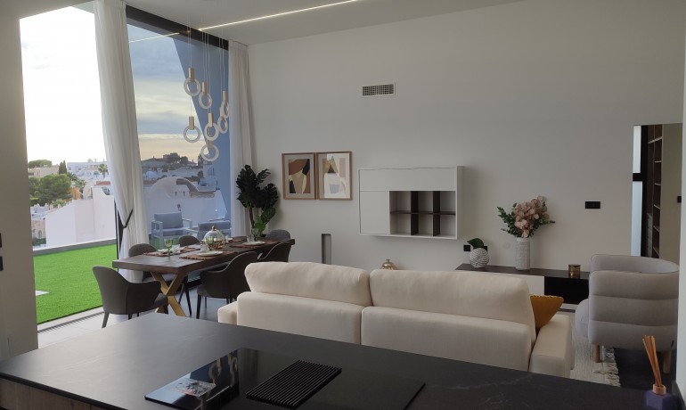 Herverkoop - Villa -
Torrevieja* - Los Balcones