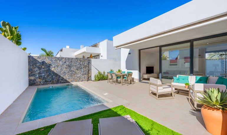 Venta - Villa -
Mar de Cristal