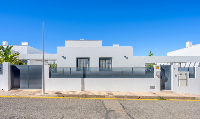 Venta - Villa -
Mar de Cristal