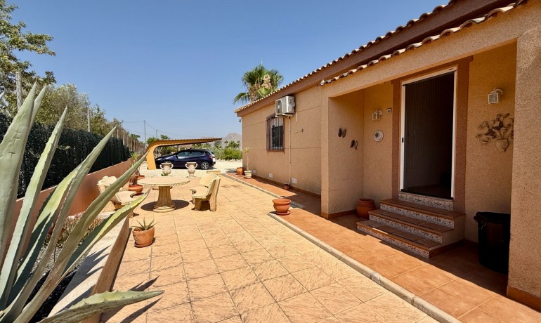 Herverkoop - Villa -
Hondon de los frailes - Hondon de los Frailes*