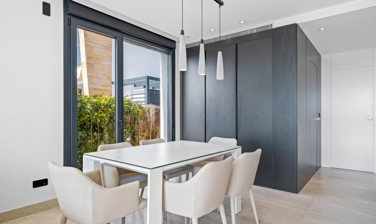 Herverkoop - Huis -
Orihuela Costa* - Los Dolses