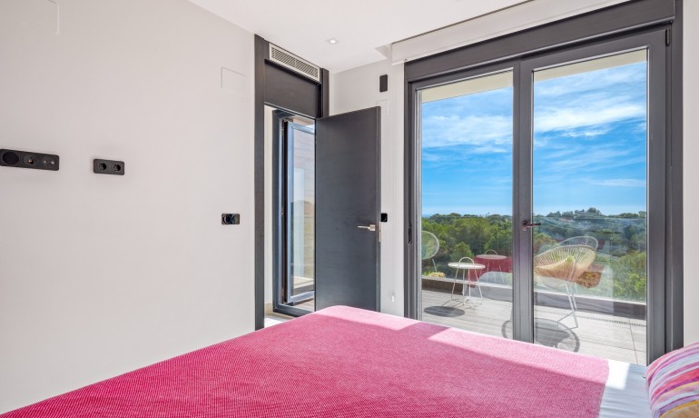 Herverkoop - Huis -
Orihuela Costa* - Los Dolses