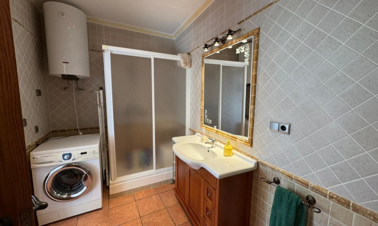 Herverkoop - Huis -
Los Montesinos* - Los Montesinos