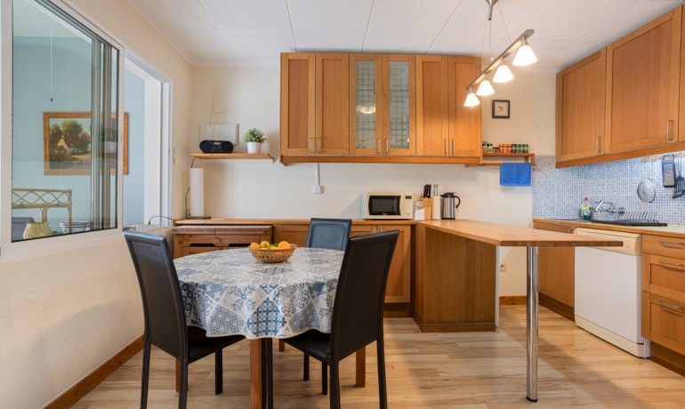 Herverkoop - Huis -
Torrevieja* - La Siesta