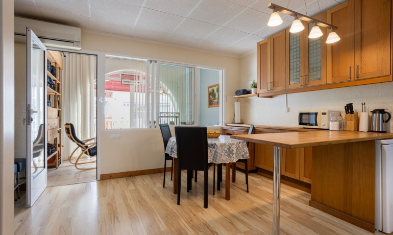 Herverkoop - Huis -
Torrevieja* - La Siesta