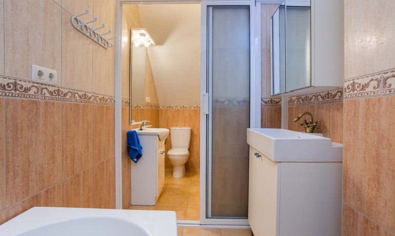 Herverkoop - Huis -
Torrevieja* - La Siesta